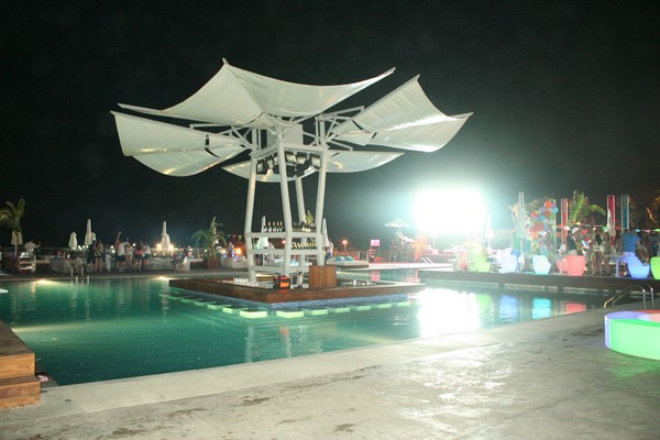 Veer on Saturday Night